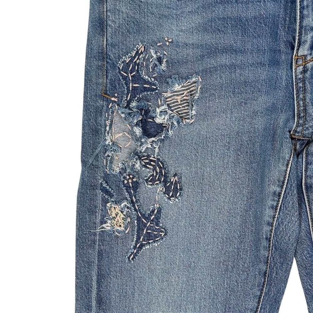 Anthro Pilcro Slim Boyfriend Embroidered Patchwork Floral Jeans Size 28 - Picture 12 of 15